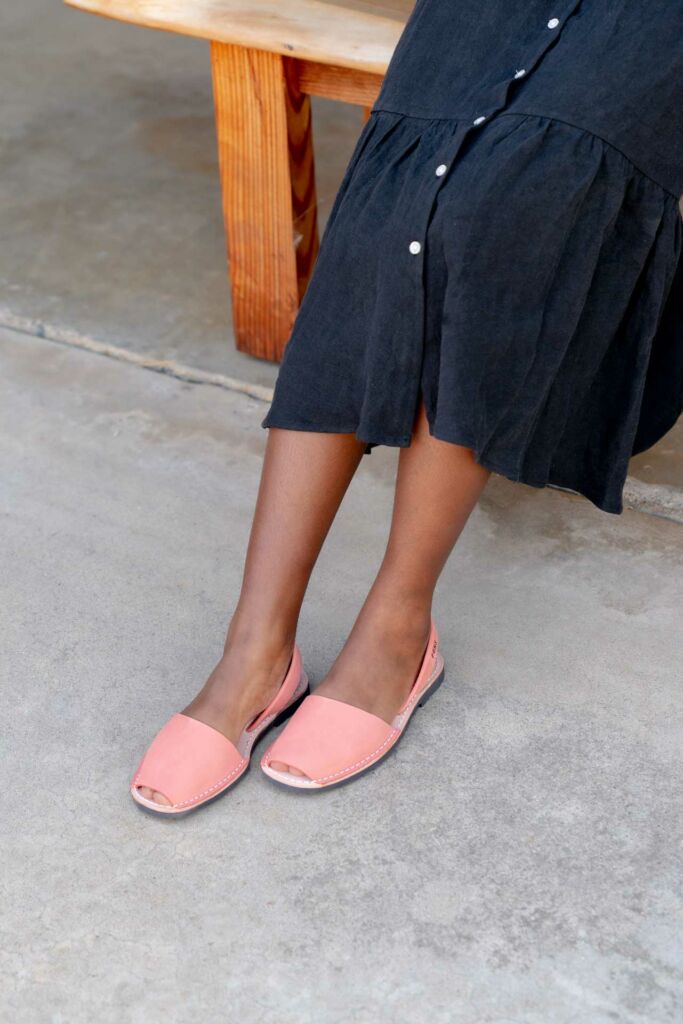 Classic Style Pons Shoes in Coral 