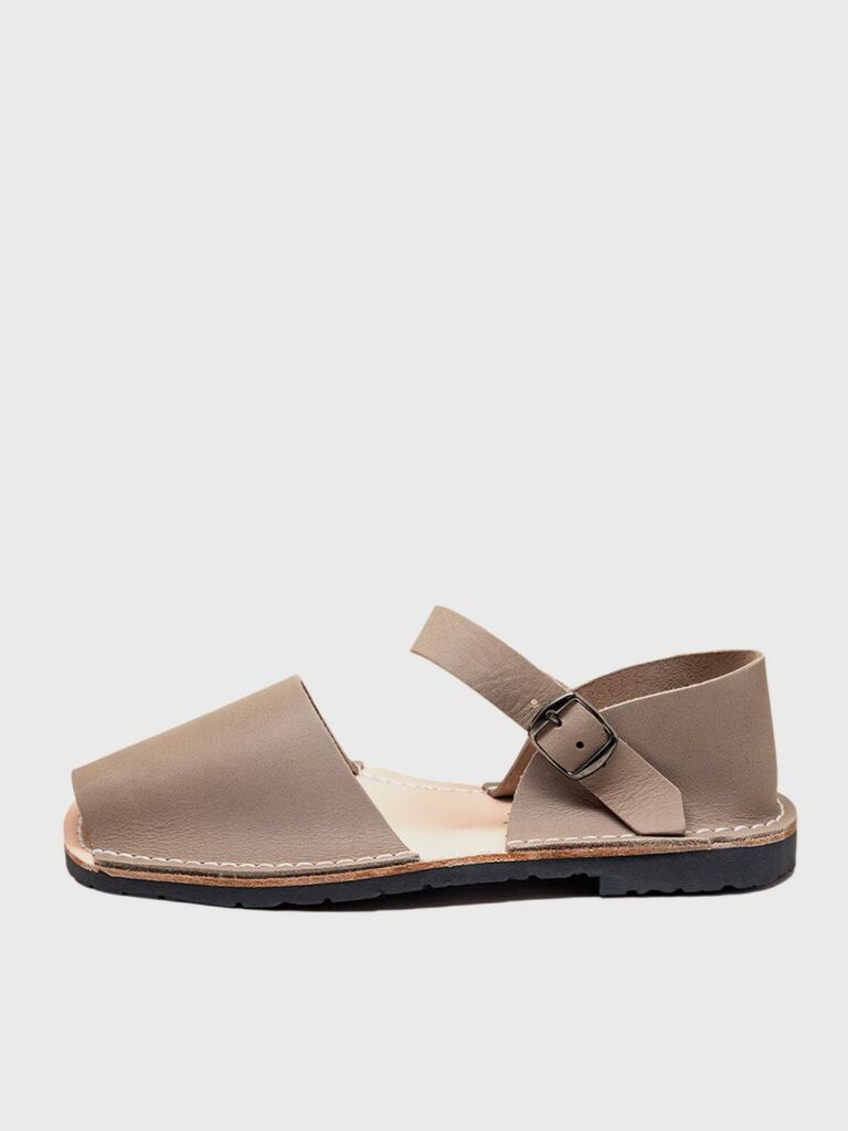 Introducing the New Pons Women’s Fraileras