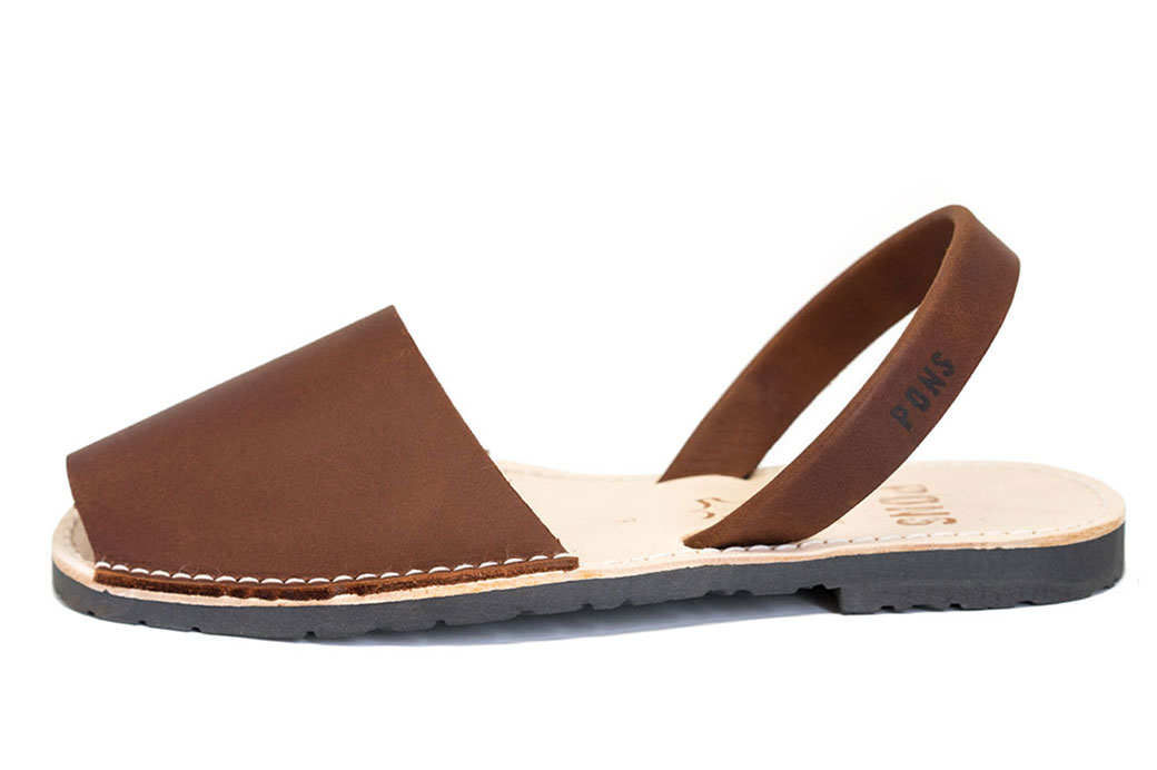 Classic Style Women Chocolate Avarca | Avarcas USA