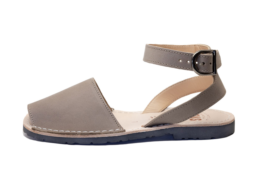 Classic Style Strap Taupe