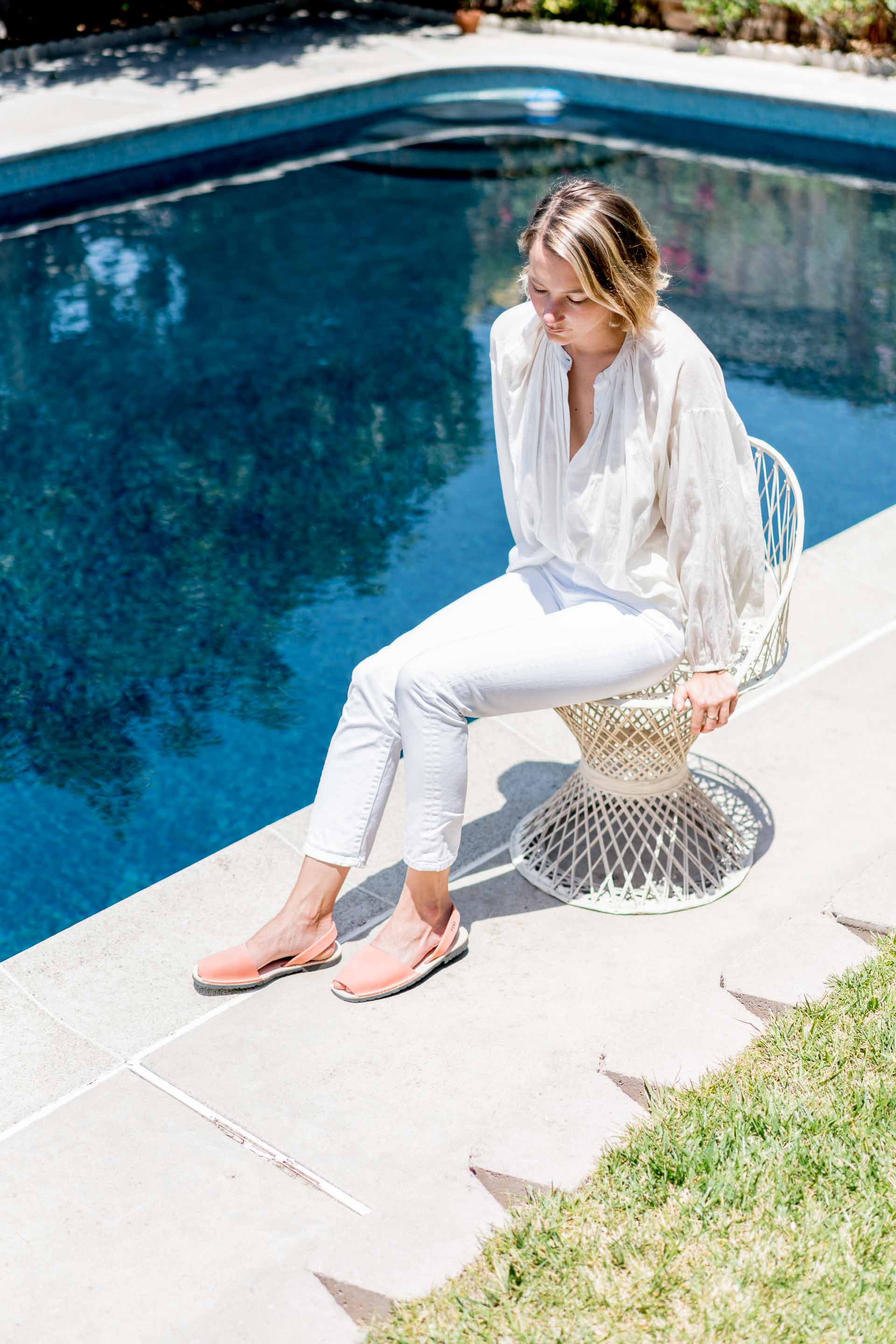 Classic Style Peach PONS Shoes