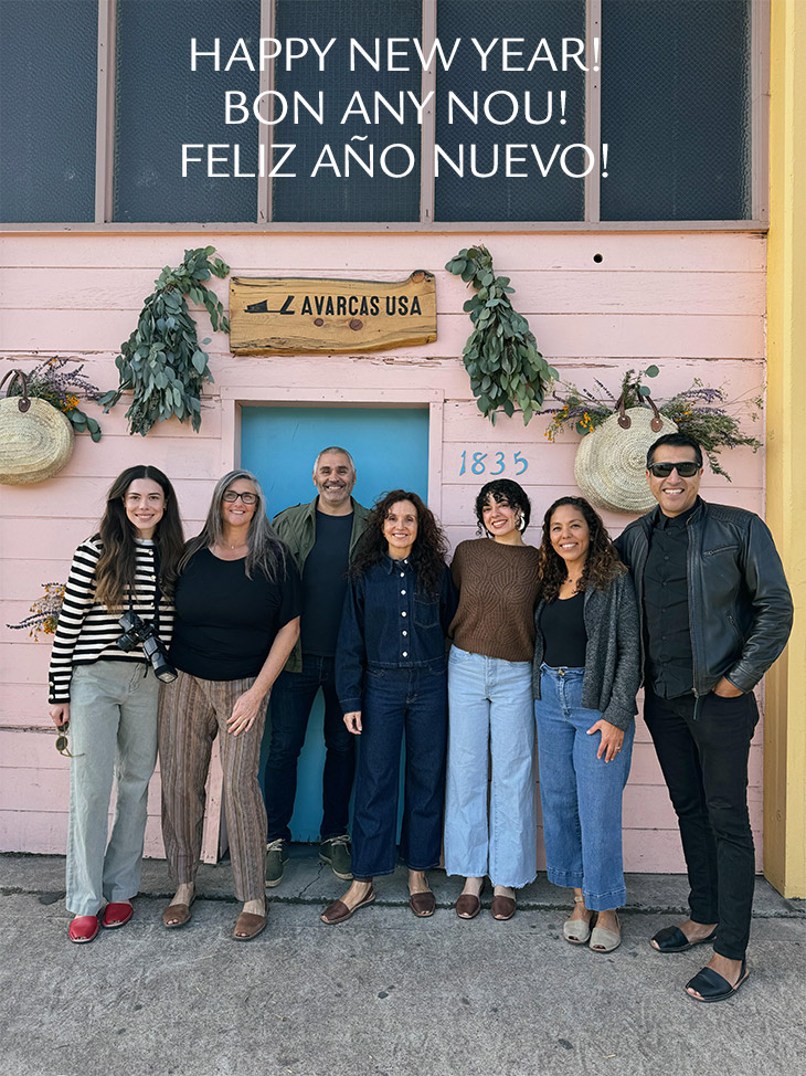 Here's to a Happy New Year! Bon Any Nou! Feliz año nuevo!