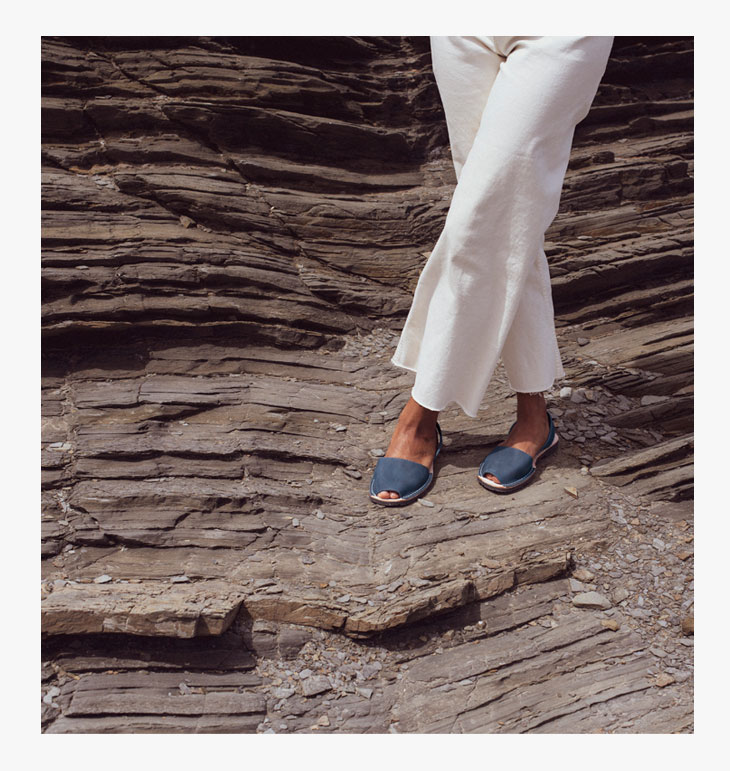 Pons French Blue Collection