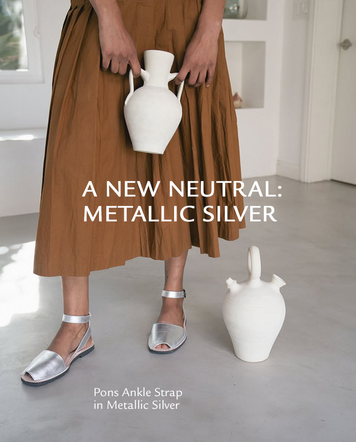 Pons Silver Sandals offers a timeless design crafted from premium leather, combined with everyday comfort